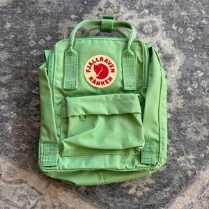 Fjallraven Kanken Sling Apple Mint